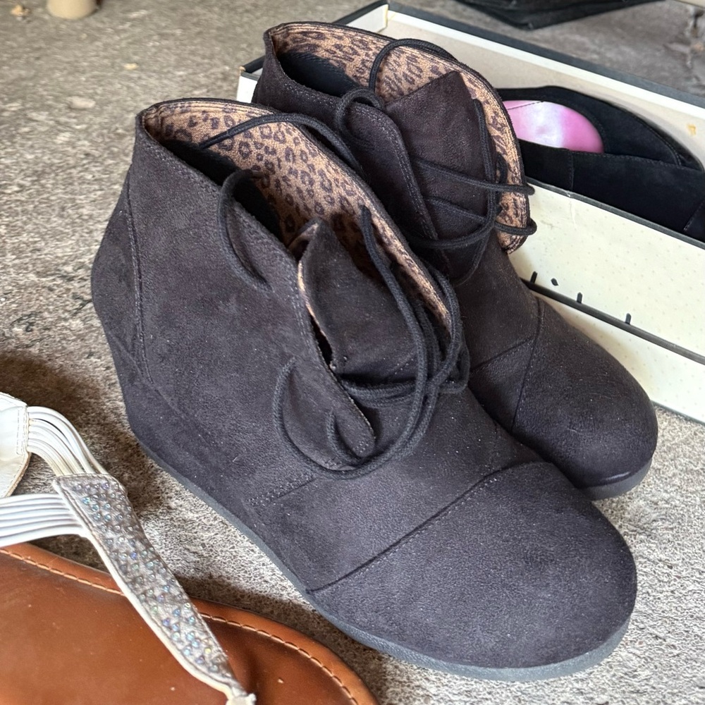 Black Ankle Boots for Women